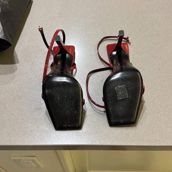 Saint Laurent size 38+ red pumps - Picture 4 of 5